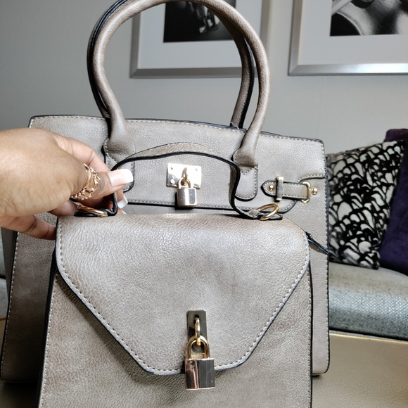 Bag bundle - Picture 3 of 15